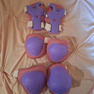 Kids Knee Pads For Biking Or Skating